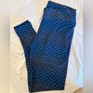 Lularoe Tall and Curvy Leggings, Black and blue